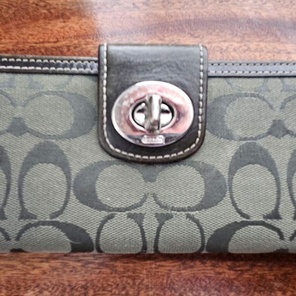 Coach Forest Green Turnbuckle Wallet